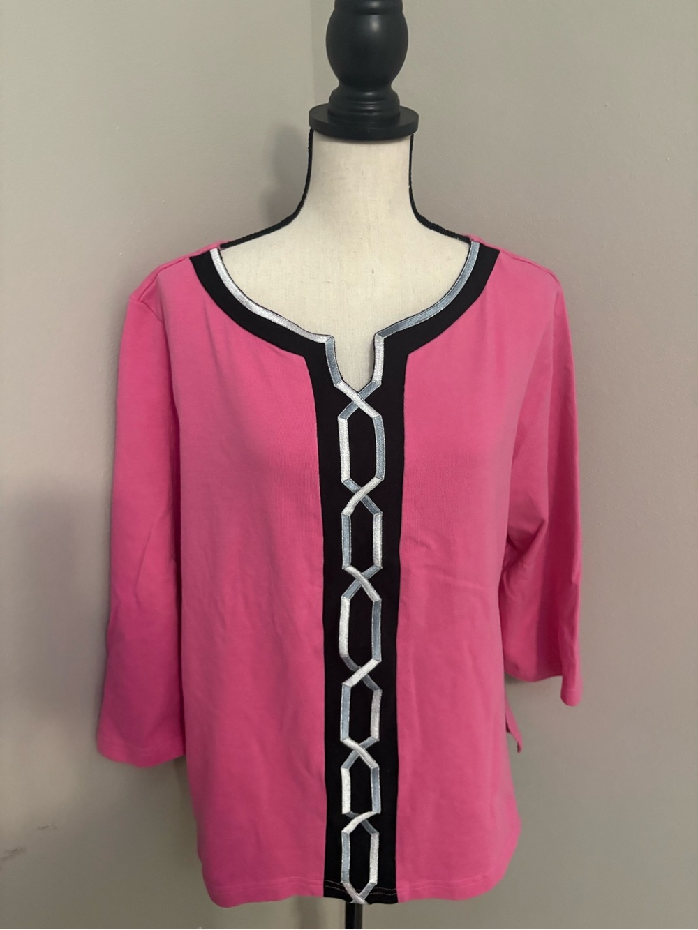 Bob Mackie Wearable Art Pink & Black 3/4 Sleeve Shirt